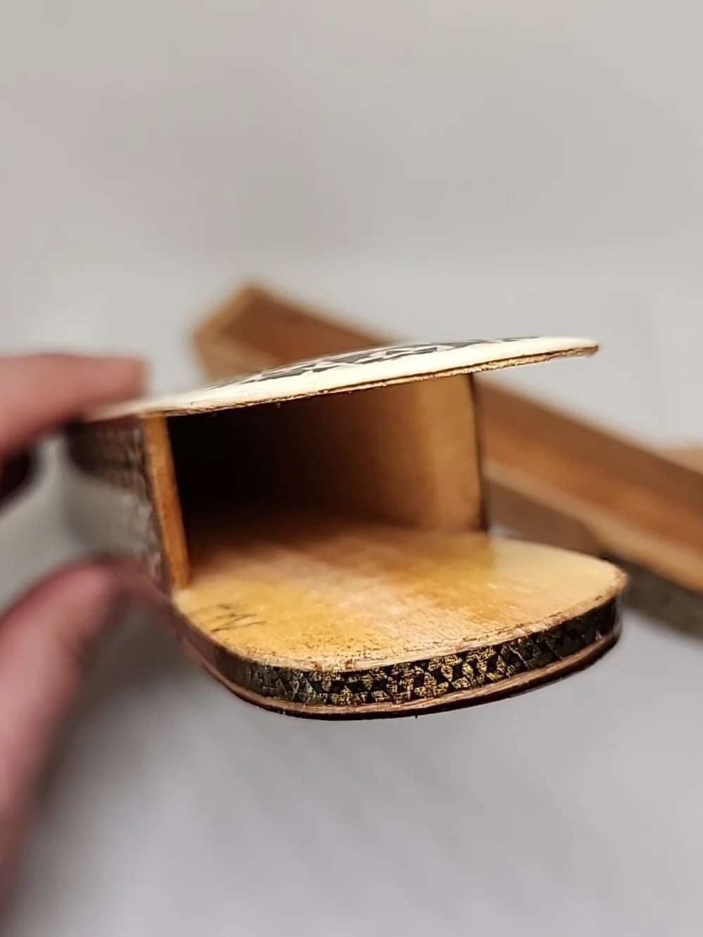 Handcrafted Vintage Floral Inlay Wood Pencil Box - Brown
